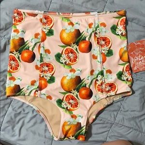 NWT Kortni Jeane Grapefruit Ext. HW Bottoms